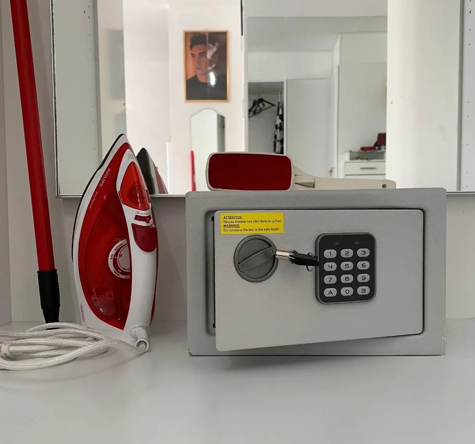 Cannes Apartment Close To Congress Palace, Croisette, Beaches 0*,  Franciaország