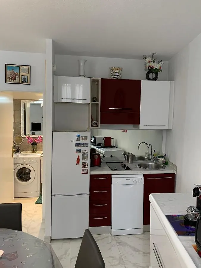 Cannes Apartment Close To Congress Palace, Croisette, Beaches 0*,  Francja